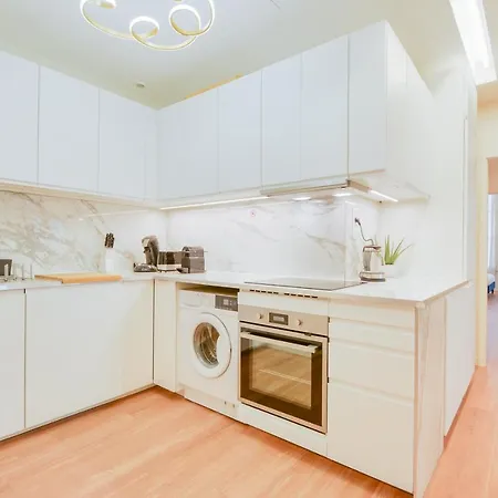 Le Magnifique De Barres *